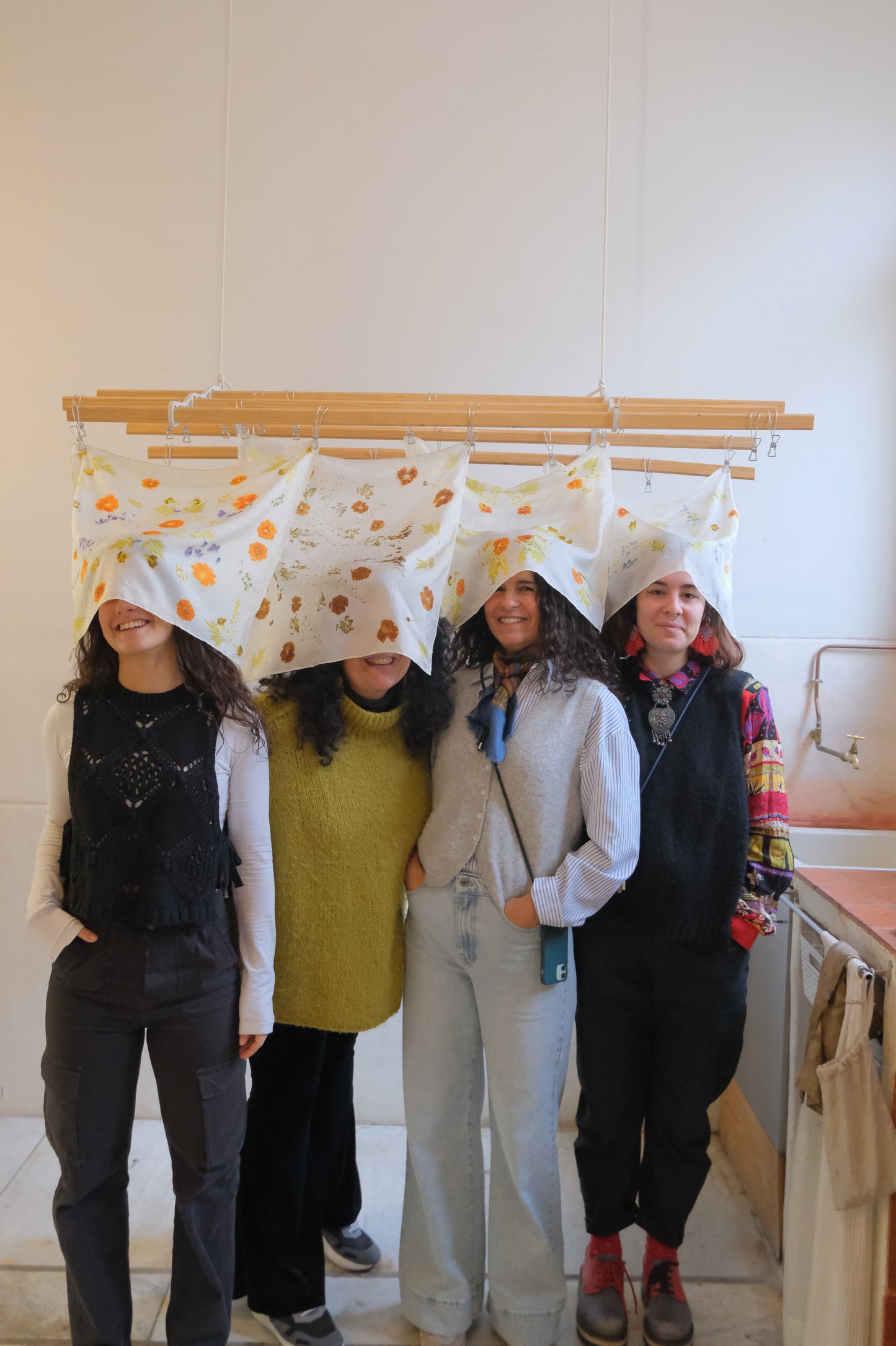 Eco-print a madrileña inspired silk bandana | English class