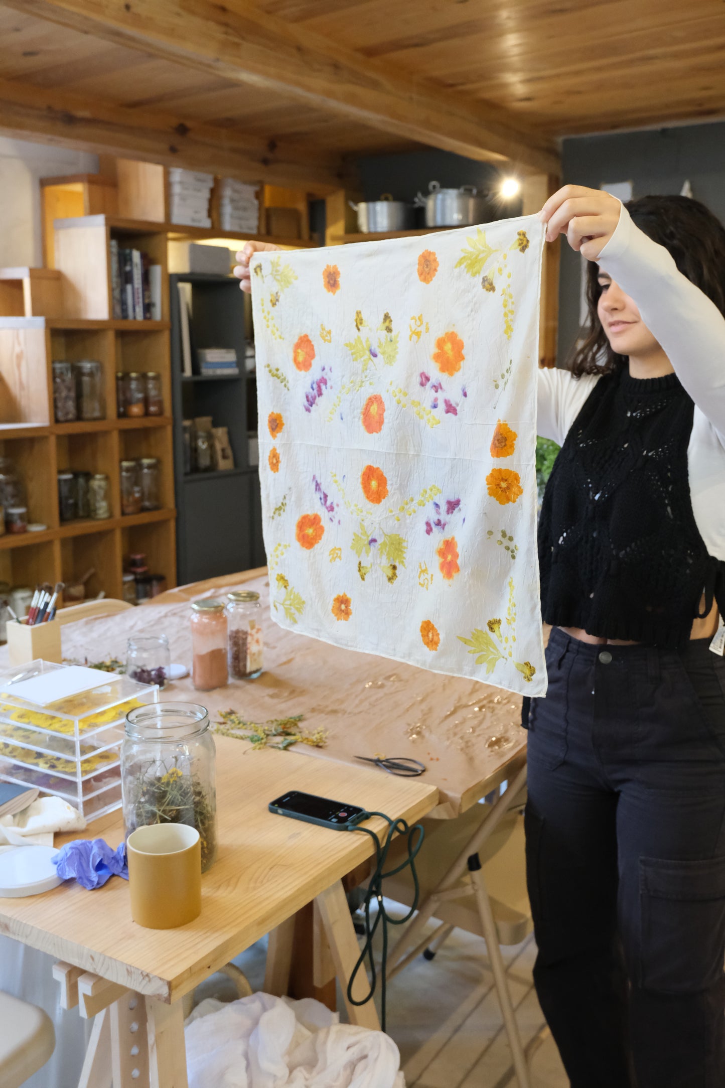 Eco-print a madrileña inspired silk bandana | English class