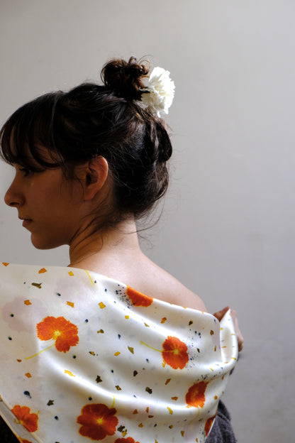 Pañuelo de seda | Cosmos